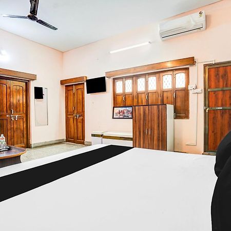 Super Hotel O Dakshin Dwar Formerly Radha Krishna Niwas Puri Exteriör bild