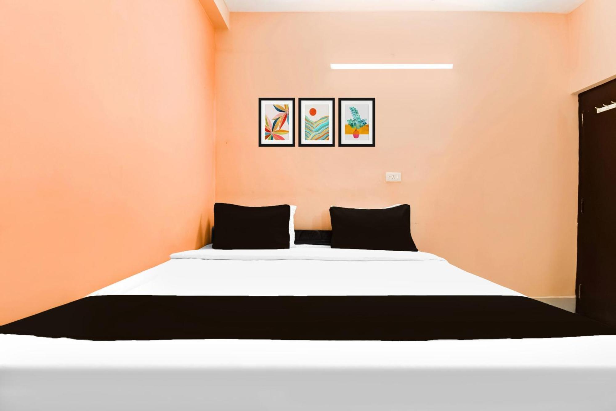 Super Hotel O Dakshin Dwar Formerly Radha Krishna Niwas Puri Exteriör bild