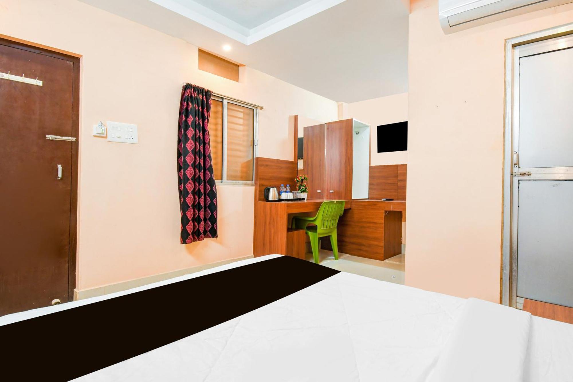 Super Hotel O Dakshin Dwar Formerly Radha Krishna Niwas Puri Exteriör bild