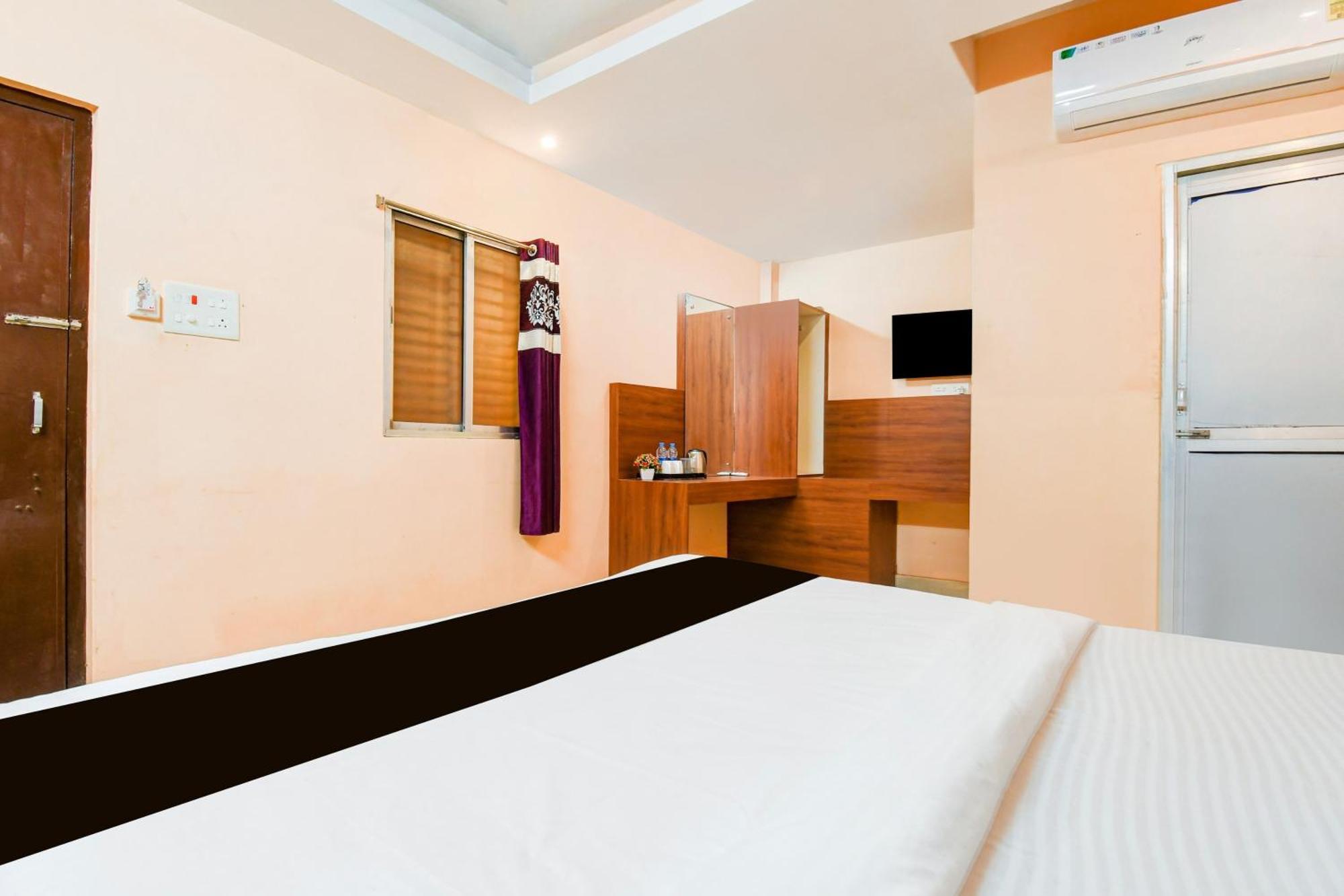 Super Hotel O Dakshin Dwar Formerly Radha Krishna Niwas Puri Exteriör bild